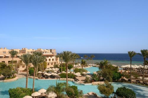 The Makadi Spa Hotel - Couples Only 18 Years Plus — Property building