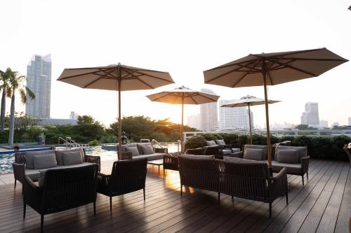 Chatrium Hotel Riverside Bangkok — Swimming pool