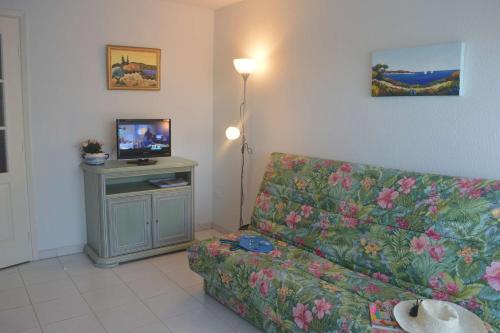 FS280-645 Appt studio cabine 4 personnes FREJUS
