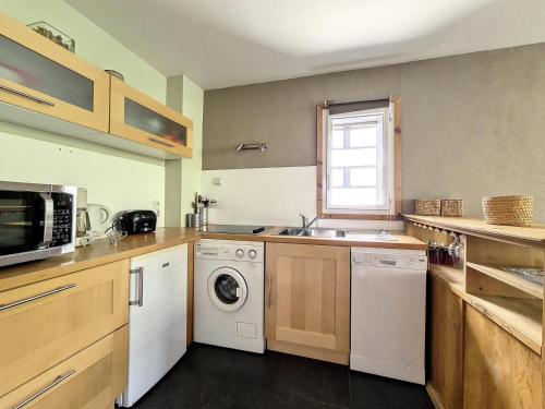 Résidence Beaufortain - Appartement spacieux et renové · Centre station · Balcon MAE-2094