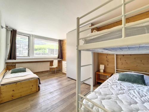 Résidence Beaufortain - Appartement spacieux et renové · Centre station · Balcon MAE-2094