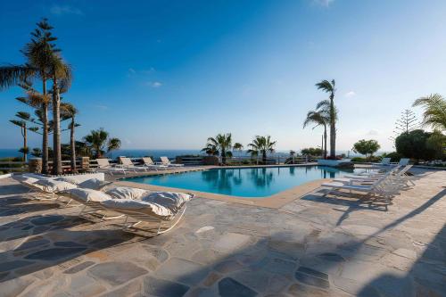 MyKer Estate - Luxury & Seaview - Holiways Collection