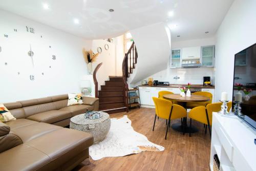 Old town studio apartment Manono