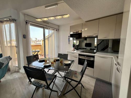 Appart Studio Mezzanine - 4 Couchages - Cap d'Agde CT040-244