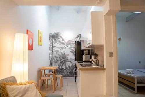 Duplex carré d'or au calme sur cour 100m de la plage