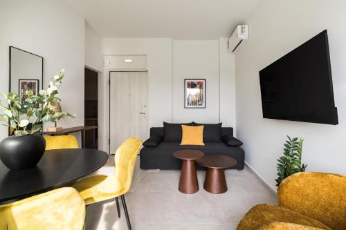 Hortensia Luxury Αpartment by BiNoBi!