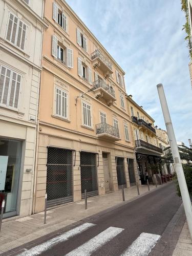 2BR-2BA - 4 min Palais & Beach - Central Cannes