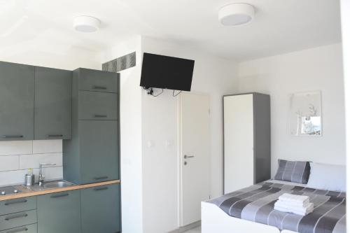 Cozy Studio near Sandy Beach - near the center of Crikvenica