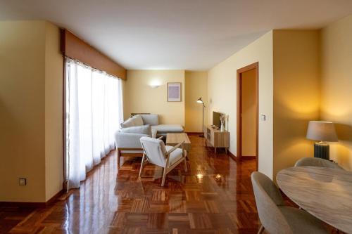 Beautiful penthouse with a terrace in the center 2A