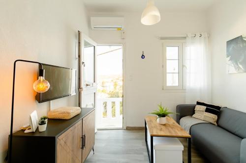 Harbor View Apartment in Mykonos Town Central