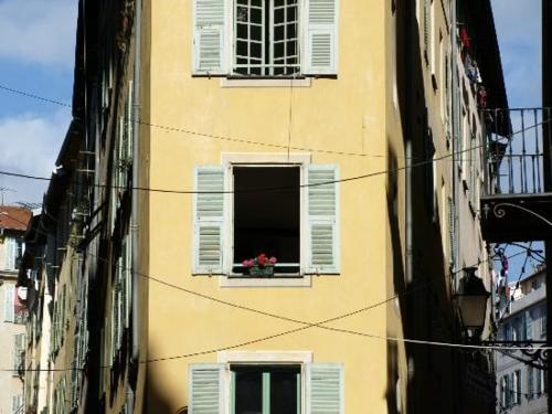 Place Rossetti - Charming Apartment