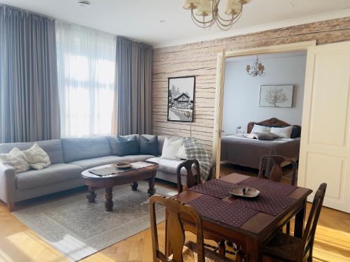 Predel za sedenje v nastanitvi Meissneri villa