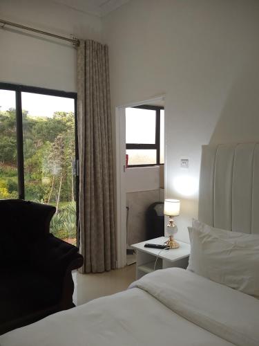 Ryan's Guest House Shawasha Hills Studio apartment