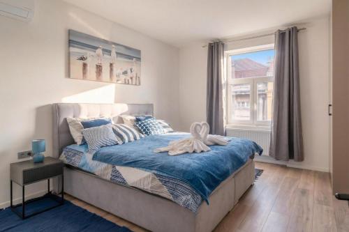 Prince Downtown Modern Studio Apartments