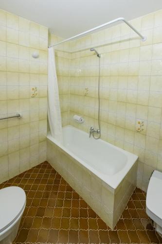 Amazing penthouse with newly renovated terrace 2B