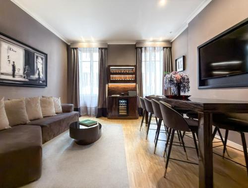 The Condotti - Luxury serviced apartment