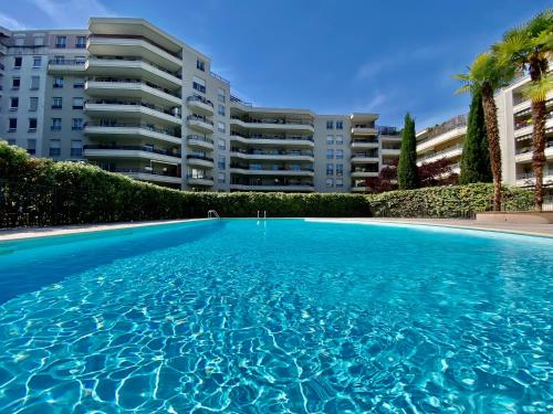 Studio chic piscine, jardin et parking, Lyon 3