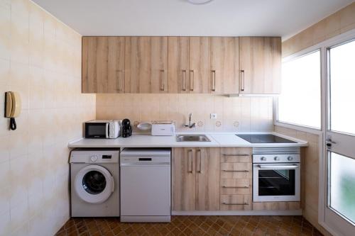 New and renovated penthouse with a terrace in the center 2C