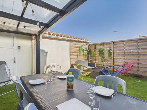 Plage à 500 m, maison pour 4 avec jardin