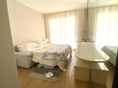 Monaco Fontvieille elegant apt - Luxury Terrace & Pool - Garden View photo 18