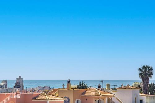 Casa Jacadi Luxury Villa, Private Pool, Rooftop terrace with sea View!