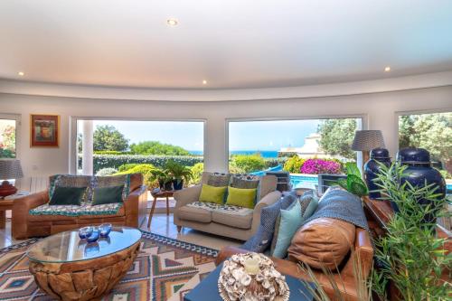 Casa Polgoda luxury villa with ocean views