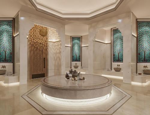 a large lobby with a large circle in the middle at Sinnada Resort & Thermaland in Afyon