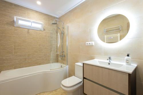 Casa Cansalá, main floor of family villa, in quiet residential area of Javea, perfect for a family holiday or a relaxed base for couples or solo travellers