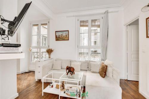 Parisian charm a stone's throw from Montmartre