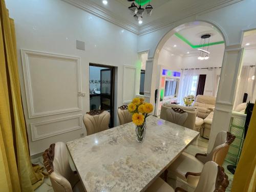 Appartement luxueux chambre salon