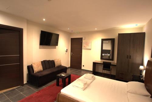 Deluxe Suite 212 - Castle De Paris