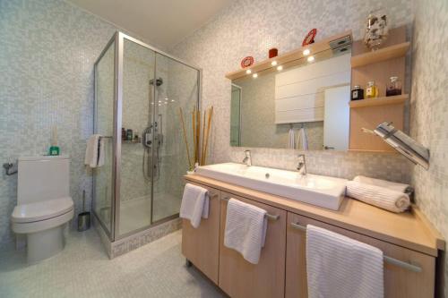 Luxury Villa Primosten Oasis by the beach with pool