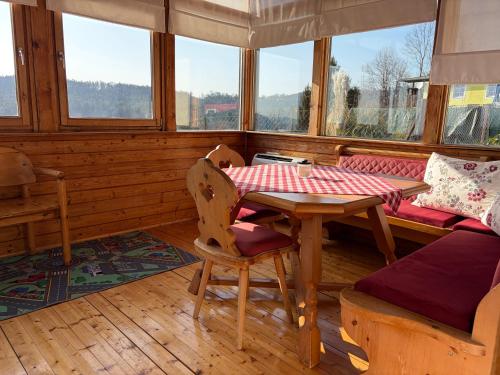 Uriges Bauernhaus mit Blick auf Graz