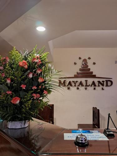 Hotel y Restaurante MAYALAND