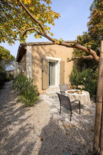 Studio cosy avec terrasse, piscine Centre St-Rémy