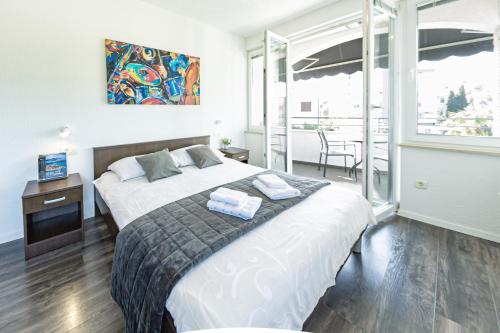 Nebuloza Apartments Rovinj with Balcony