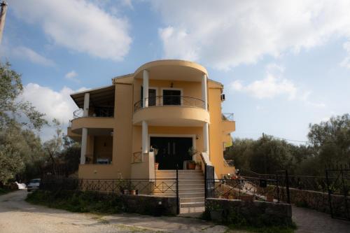 Philip's Serene House