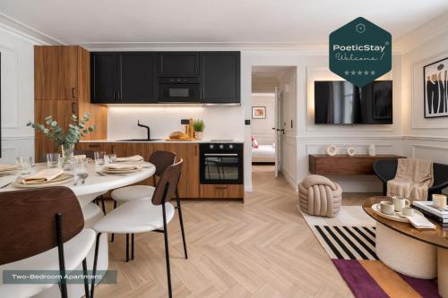 PoeticStay - Louvre