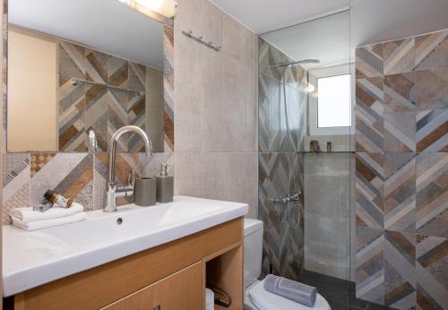 Stelios Florans Apartment