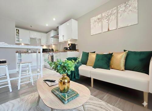 Green Diamond Mason and Finn 1 bedroom apartment photo 4