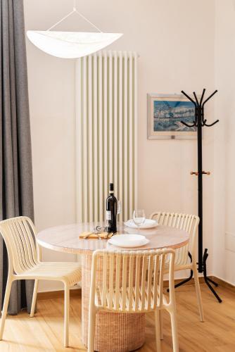 Leon Caravita Suites
