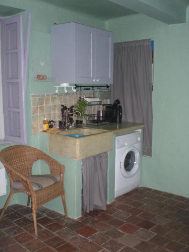 Kuchyň nebo kuchyňský kout v ubytování The Nut House