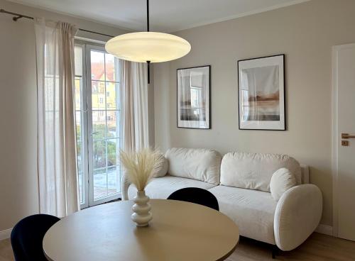 Najlepsza lokalizacja w Ełku!! Piękny, prestiżowy apartament z dziedzińcem !!