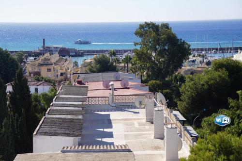 Playa y Puerto Marina a 5 minutos
