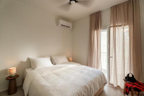 O-85 Modern Boutique Apartment in Patras Centre