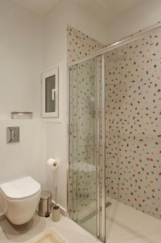 O-85 Modern Boutique Apartment in Patras Centre