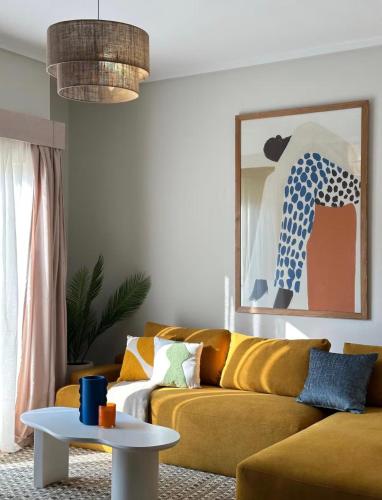 Cozy Designer 1BR w/ Garden near Point 90 Mall