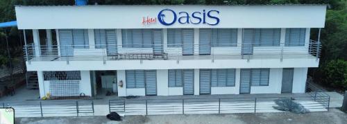 En balkon eller terrasse på Hotel Oasis Juncal