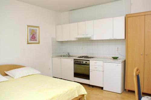 Apartments with parking space Novalja, Pag - 212