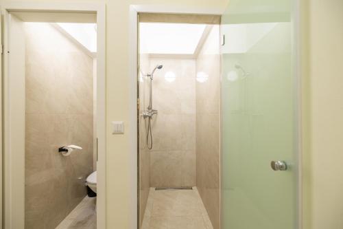 DATRI Petite Suite 6